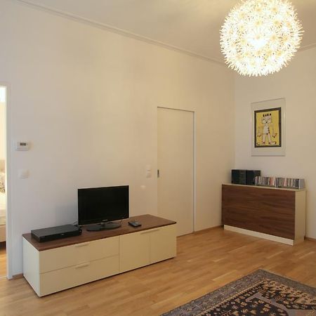 Moderne Stadtwohnung Mit Balkon Vídeň Pokoj fotografie