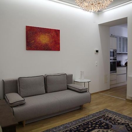Moderne Stadtwohnung Mit Balkon Vídeň Exteriér fotografie
